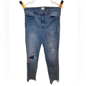 Sneak peek high‎ rise jeans distressed